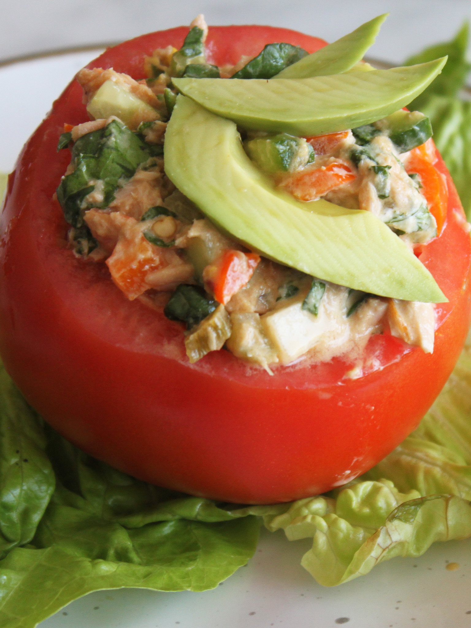 Jitomates rellenos de Atún